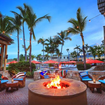 Cocina y Cantina Firepit