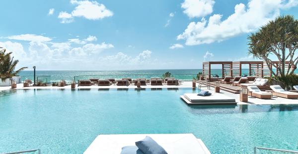 1 Hotel South Beach Center Pool